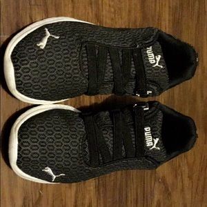 Black pumas w/ purple streak on each side